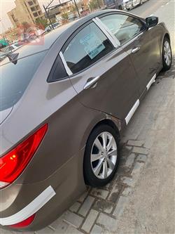 هیوندای ئەکسنت